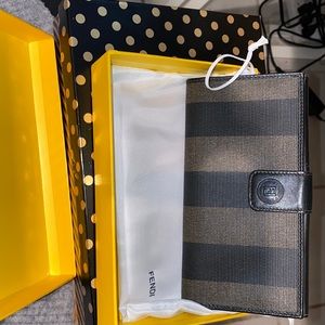 Beautiful Fendi wallet full set!